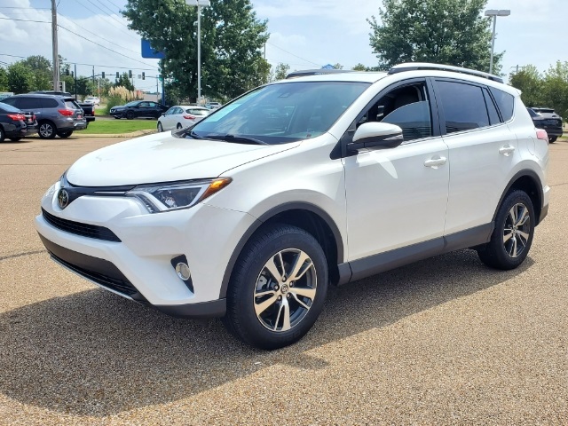 Pre-Owned 2018 Toyota RAV4 Platinum FWD 4D Sport Utility